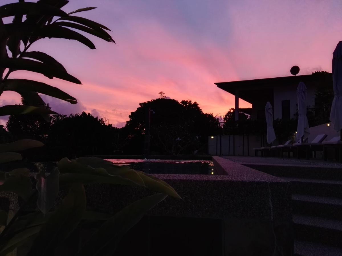 Lodge Ranis Padang Mat Sirat