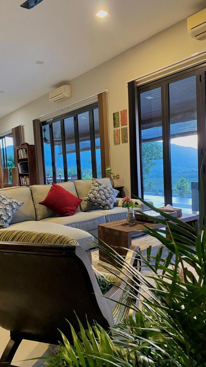 Ranis Lodge *